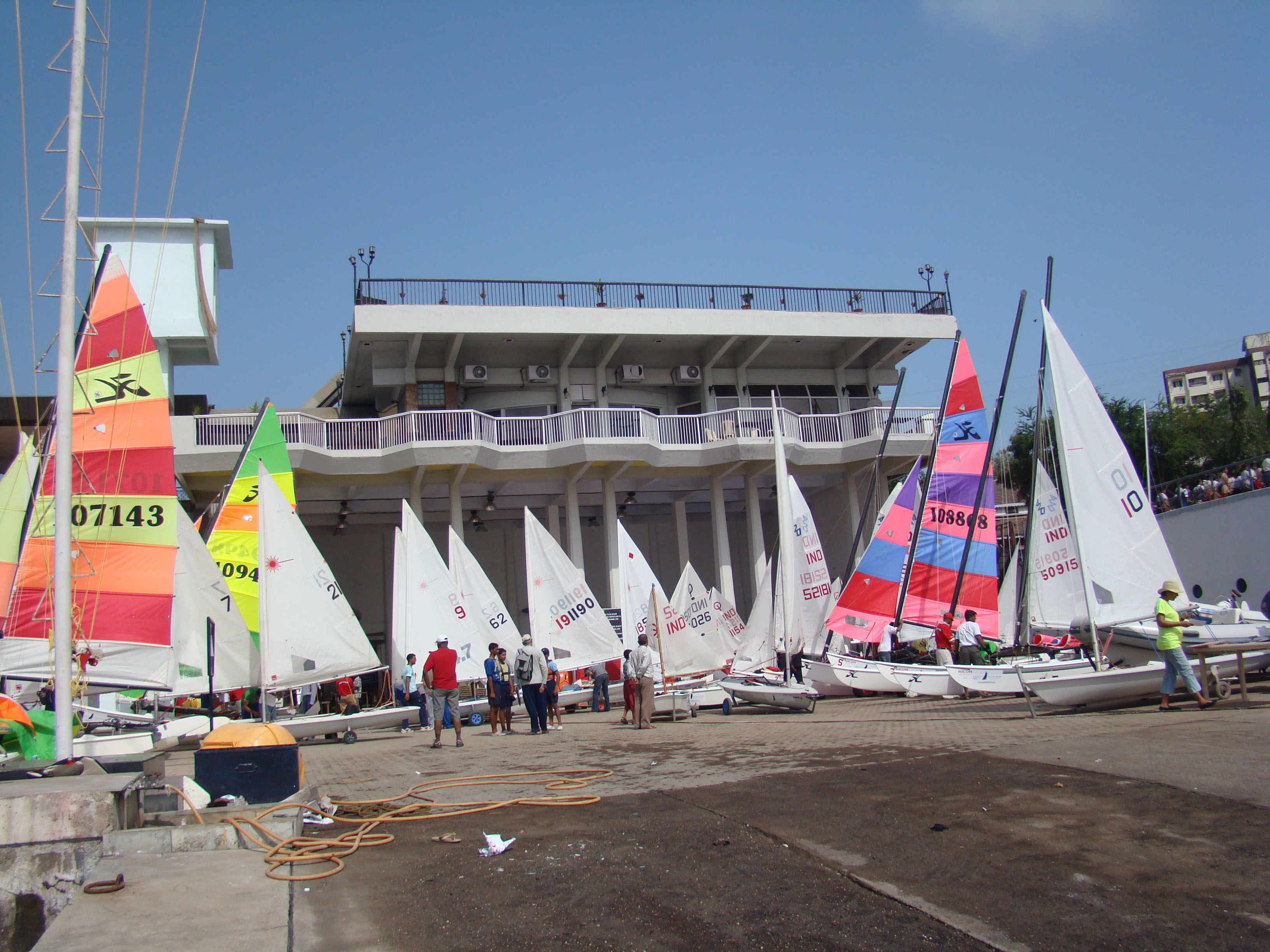 Close Quarters Racing